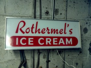 r ice cream sign 2
