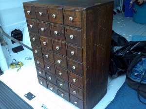 oak cabinet small 2