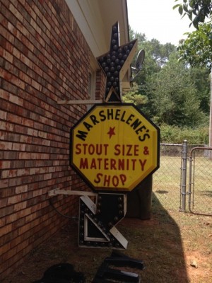 Arrow sign Stout Size & Maternity 3