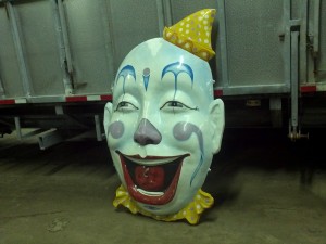 clown face amusement park 1