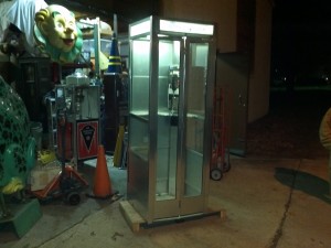 phone booth alumium 4