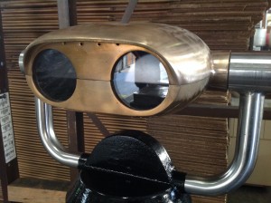 binoculars modern 9