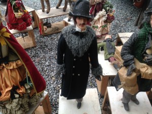 animated christmas high end  store display 1