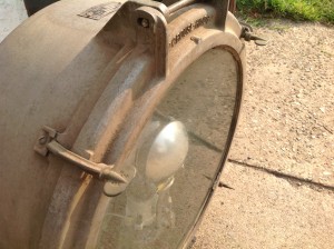 spot light crouse hinds 3