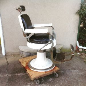 barber-chair-2016