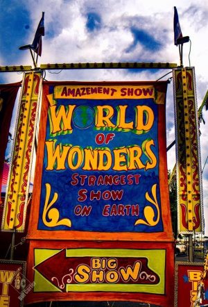 sideshow banner world of wonders 1