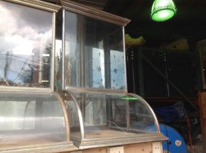 display case metal bow front 7