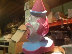 clown trash can cover 2017 1