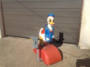 donald duck kiddie ride 5