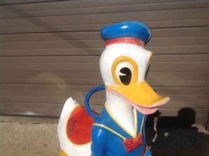 donald duck kiddie ride 6
