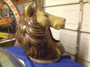 lion trash can lid 3